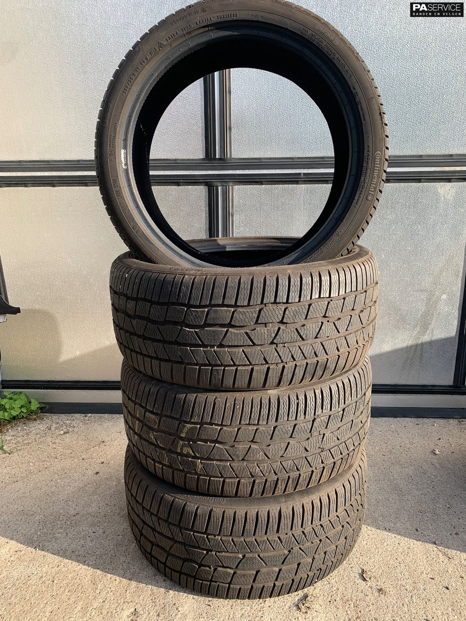 4x Continental 255 35 19 Winterbanden 7.5 en 5.8 mm, 19 inch, Gebruikt, 255 mm, -