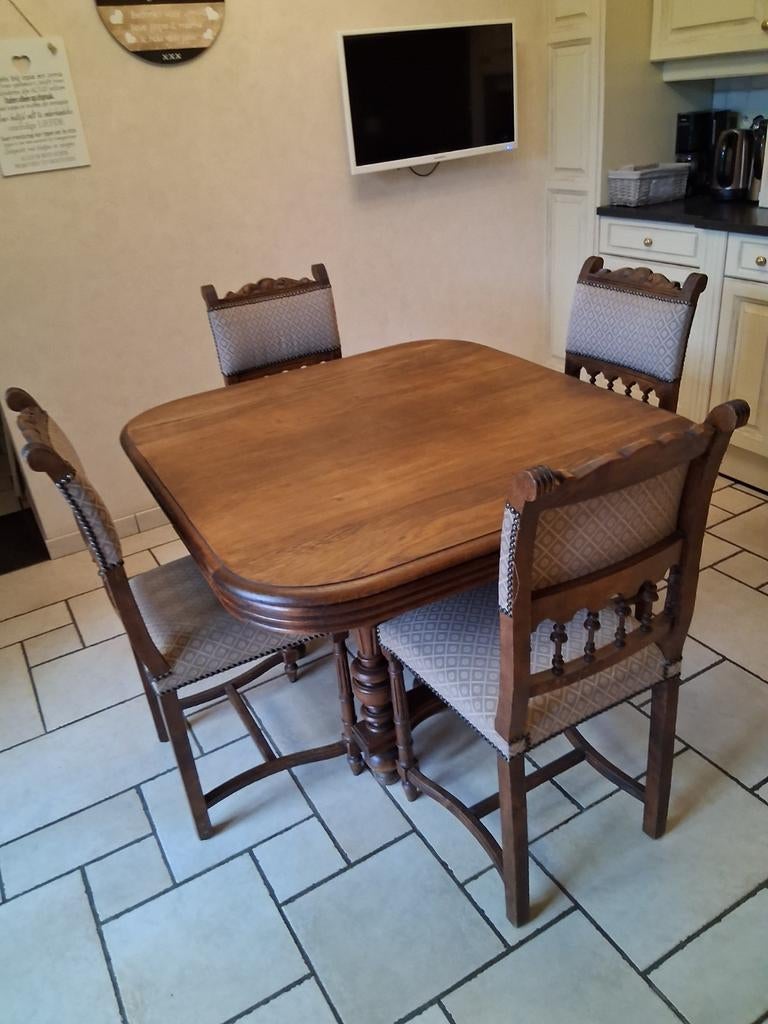 Antieke eiken tafel met 6 stoelen,, Enlèvement