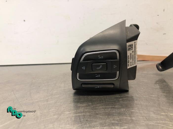 Interrupteur de volant d'un Seat Leon (Leon 09-), -, 3 mois de garantie, Utilisé, -