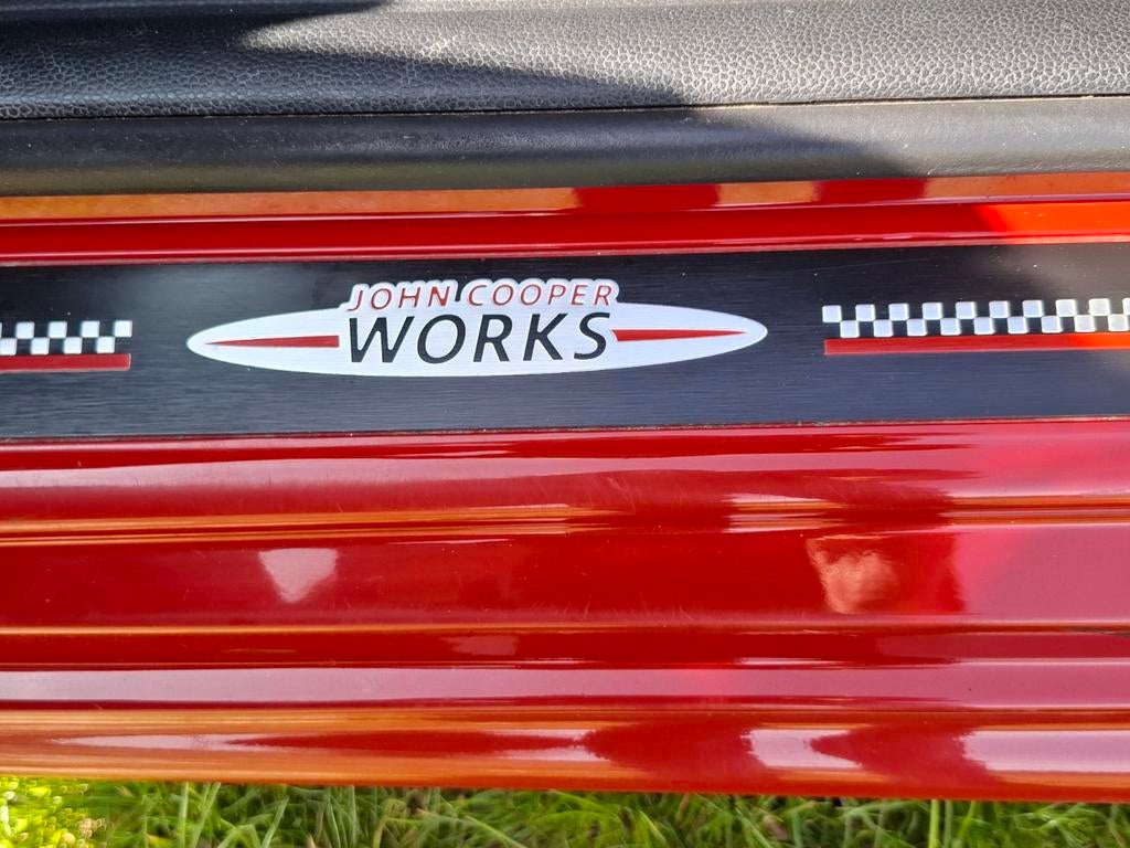 Mini Cooper 1.5 JCW "Paddy Hopkirk", Auto's, Mini, Voorwielaandrijving, 4 zetels, Zwart, 107 g/km