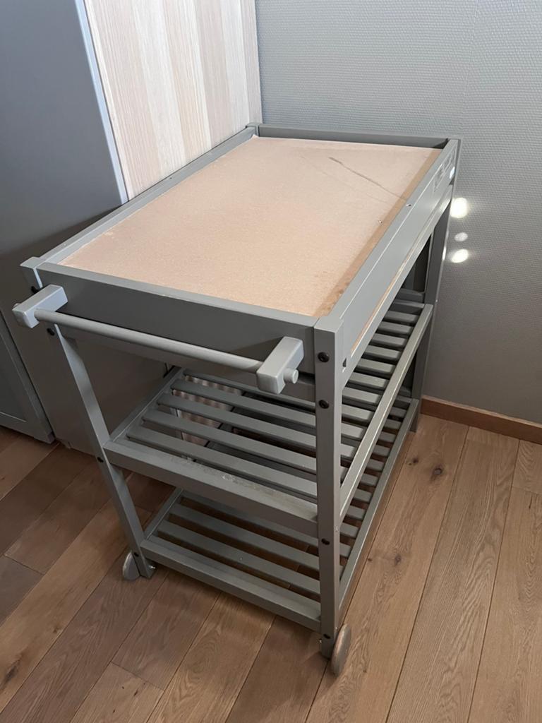 Verzorgingstafel met badje, Kinderen en Baby's, Ophalen, Gebruikt, Badje, Overige merken