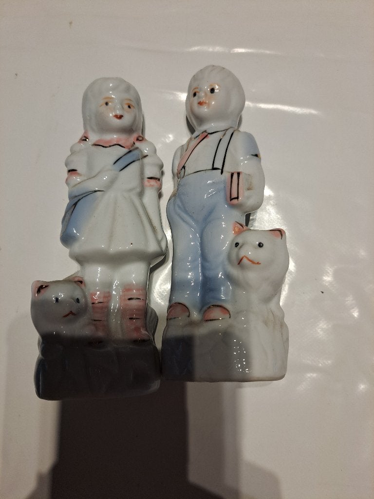 Set van 2 porseleinen beeldjes van 14 cm hoog, Ophalen, Zo goed als nieuw, Mens