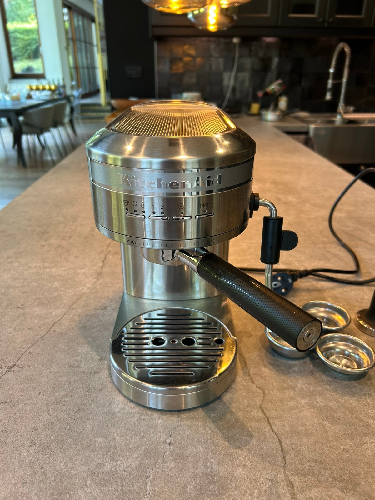 KitchenAid Artisan 5KES6503 espressomachine – RVS – Topstaat, Ophalen, Zo goed als nieuw, Afneembaar waterreservoir