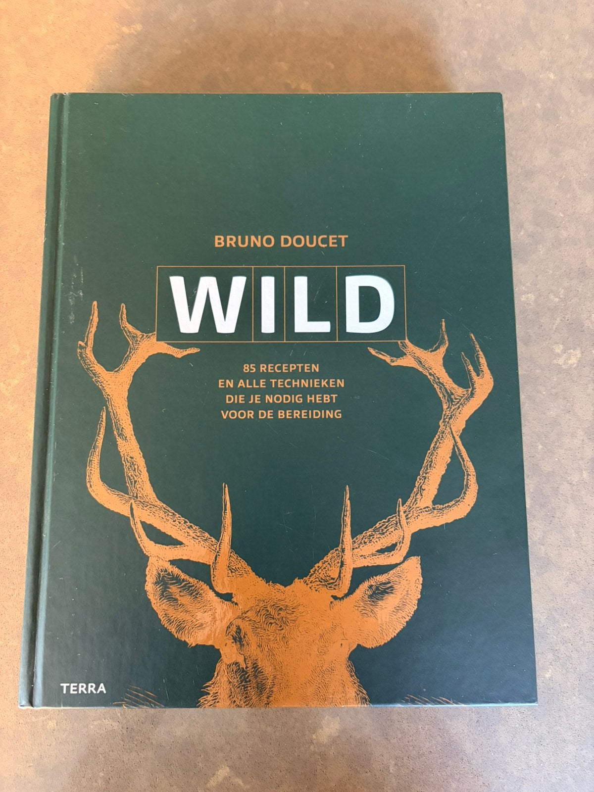 Hardcover Kookboek Wild (Bruno Doucet), Boeken, Kookboeken, Zo goed als nieuw, Hoofdgerechten, Overige typen, Europa, Ophalen of Verzenden