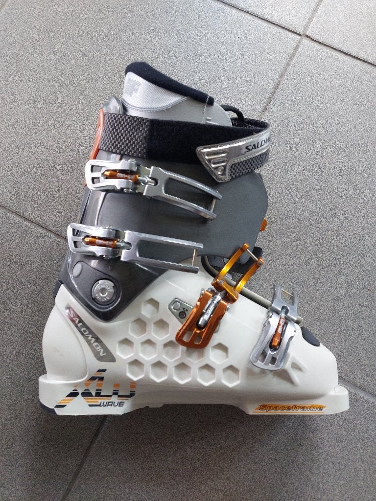 chaussure de ski salomon taille 26 S Pro Alpha 120 GW Mens Boots Black/Race Blue 27.5 With a 120 flex rating Salomon S/Pro 120 GW 2022