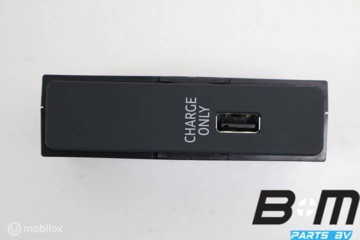 USB-bus voorzijde Audi Q3 F3 83A035726, Gebruikt