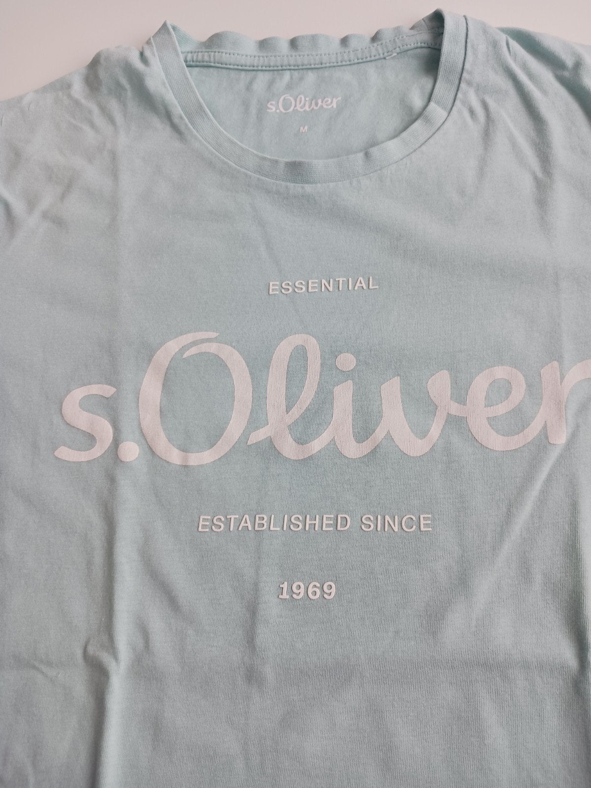 T- shirt merk S Oliver net als nieuw te koop. Maat M, Kleding | Heren, T-shirts, Ophalen, Zo goed als nieuw, Maat 48/50 (M), S Oliver