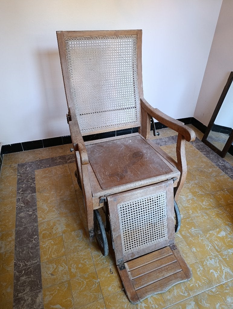 Fauteuil Roulant Ancien / Chaise Percée Médicale Début XXe, Enlèvement, Utilisé, Fauteuil roulant à pousser