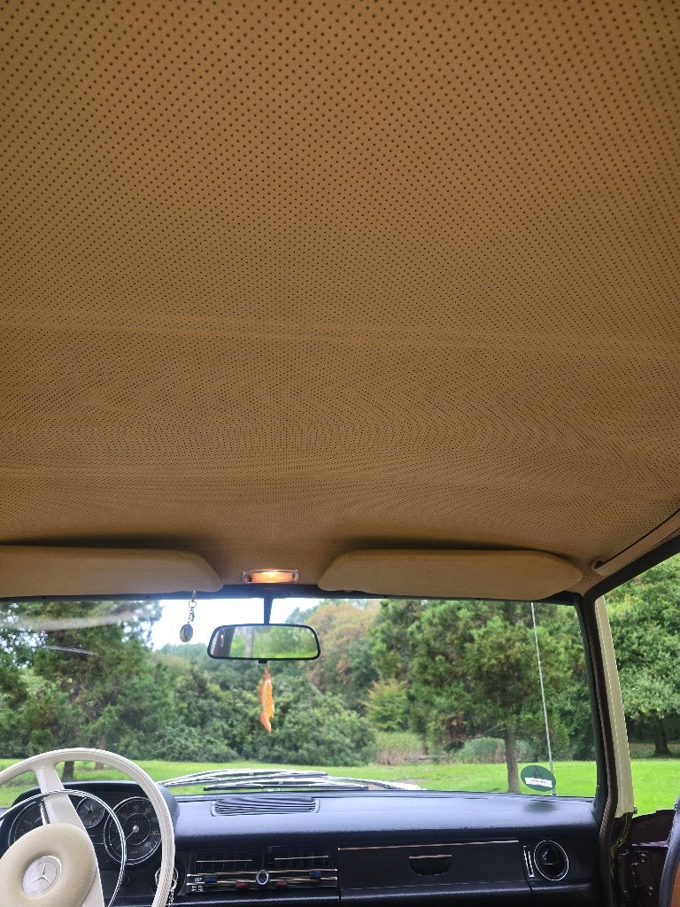 Mercedes 220D Strich-8, foto 11