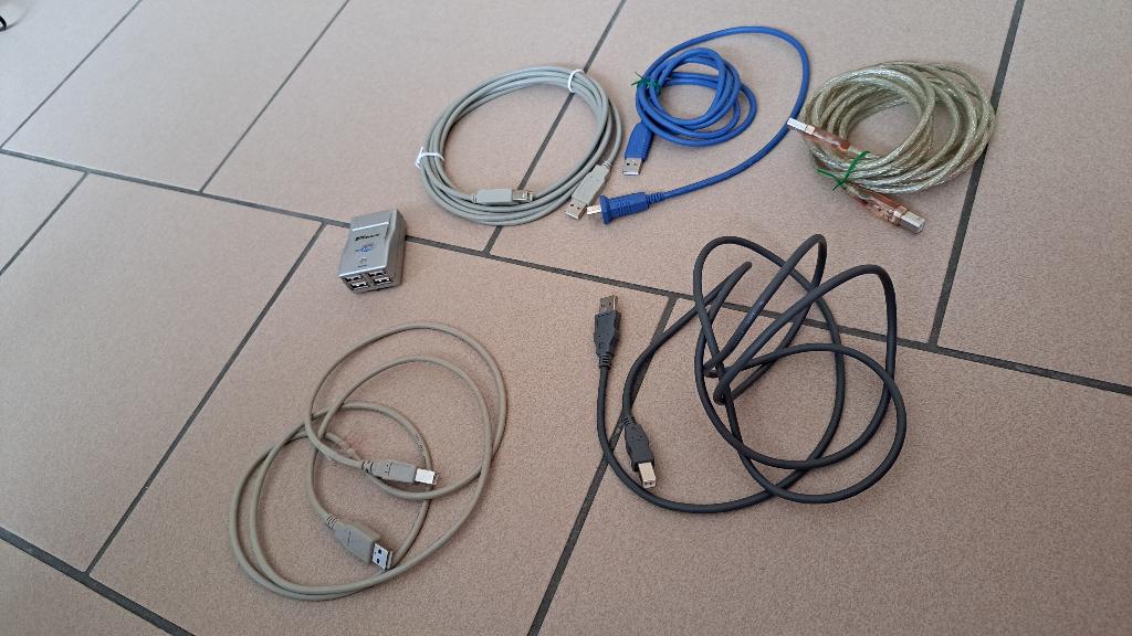 lot 5 câbles USB, Informatique & Logiciels, Enlèvement ou Envoi