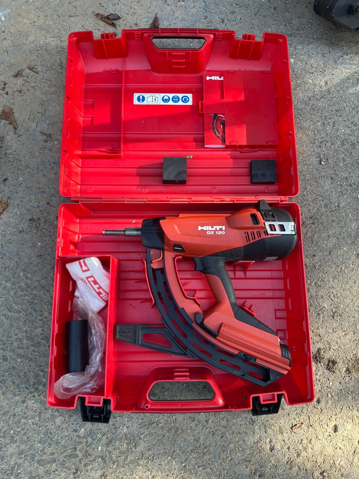 Hilti gx120 spijkermachine, Doe-het-zelf en Bouw, Ophalen, Zo goed als nieuw