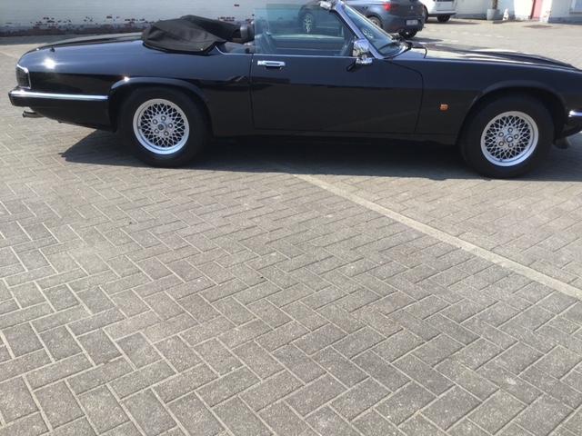 Jaguar XJS V12 Cabrio AUTOMAAT 56.000 KM! EUROPESE AUTO!, Auto's, Jaguar, Automaat, Zwart, Cabriolet, Zwart