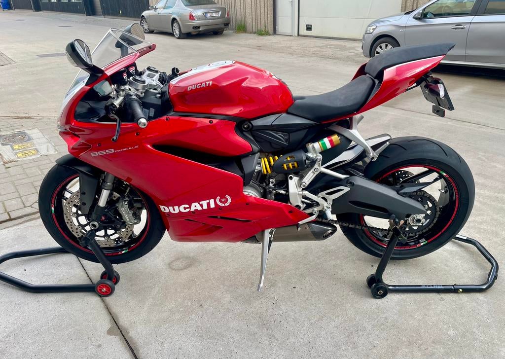 Ducati 959 Panigale full Akrapovic, 2 cilinders, Motorrijbewijs A, Gebruikt, Super Sport