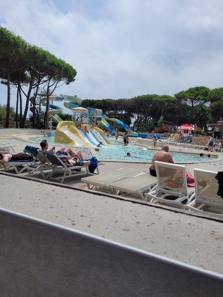 vacances dans la france village de vacance a sète, Vacances, Propriétaire, Parc de loisirs, Animaux domestiques acceptés, 3 chambres à coucher