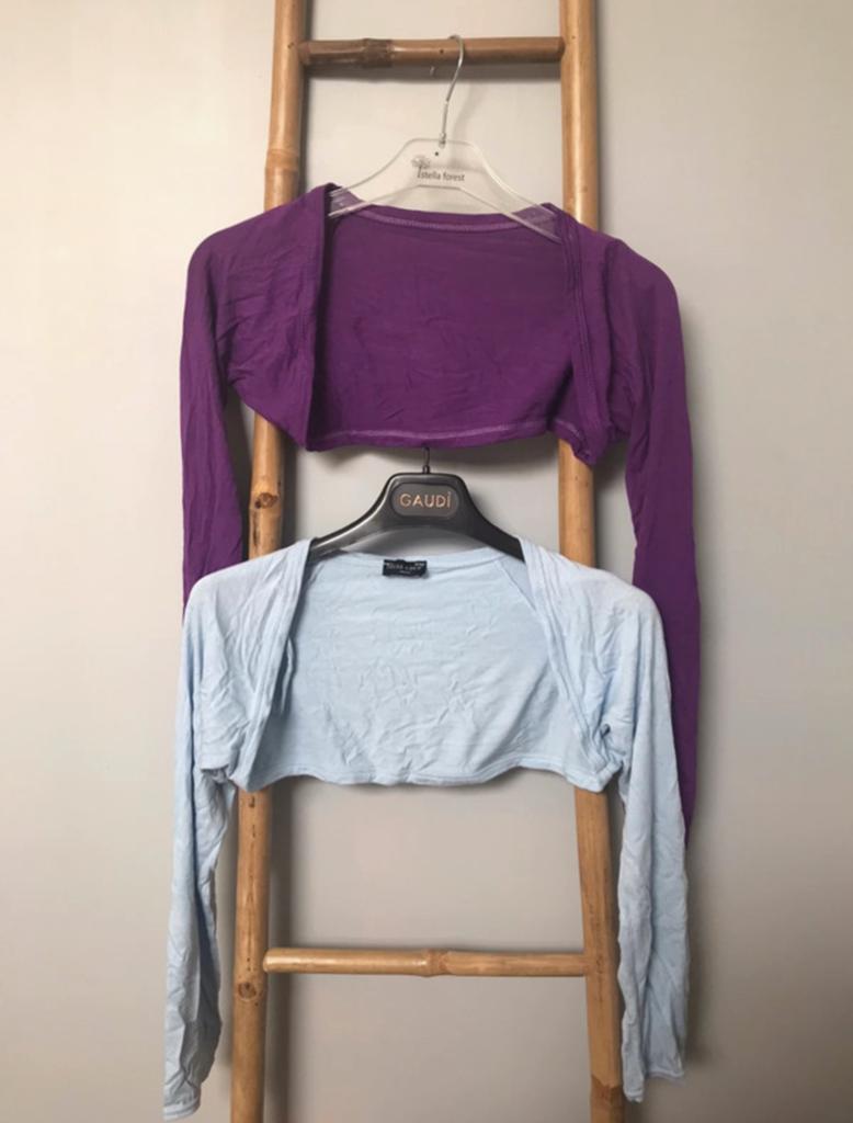 Boléros manches violet et bleu, Vêtements | Femmes, Tops, Enlèvement ou Envoi, Porté, Bleu, Manches longues
