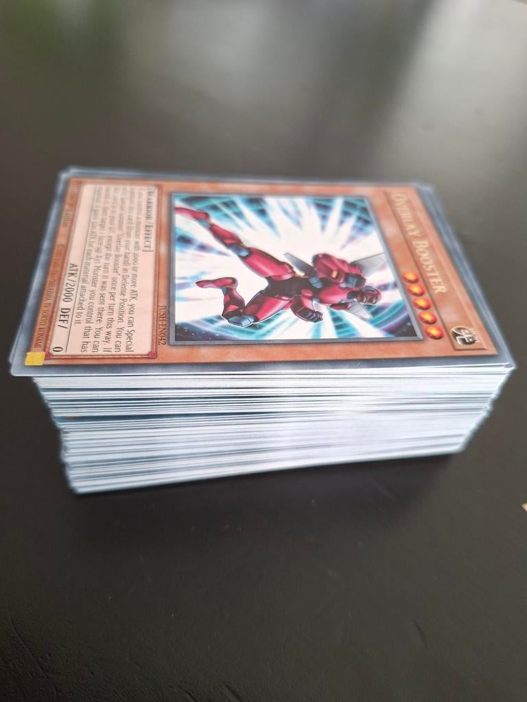 Yu gi oh kaarten 100~ stuks, Hobby en Vrije tijd, Verzamelkaartspellen | Yu-gi-Oh!, Ophalen