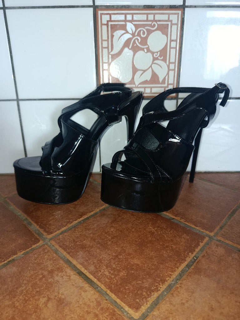 Sandals Croisés👄, Vêtements | Femmes, Chaussures, Neuf, Noir, Envoi