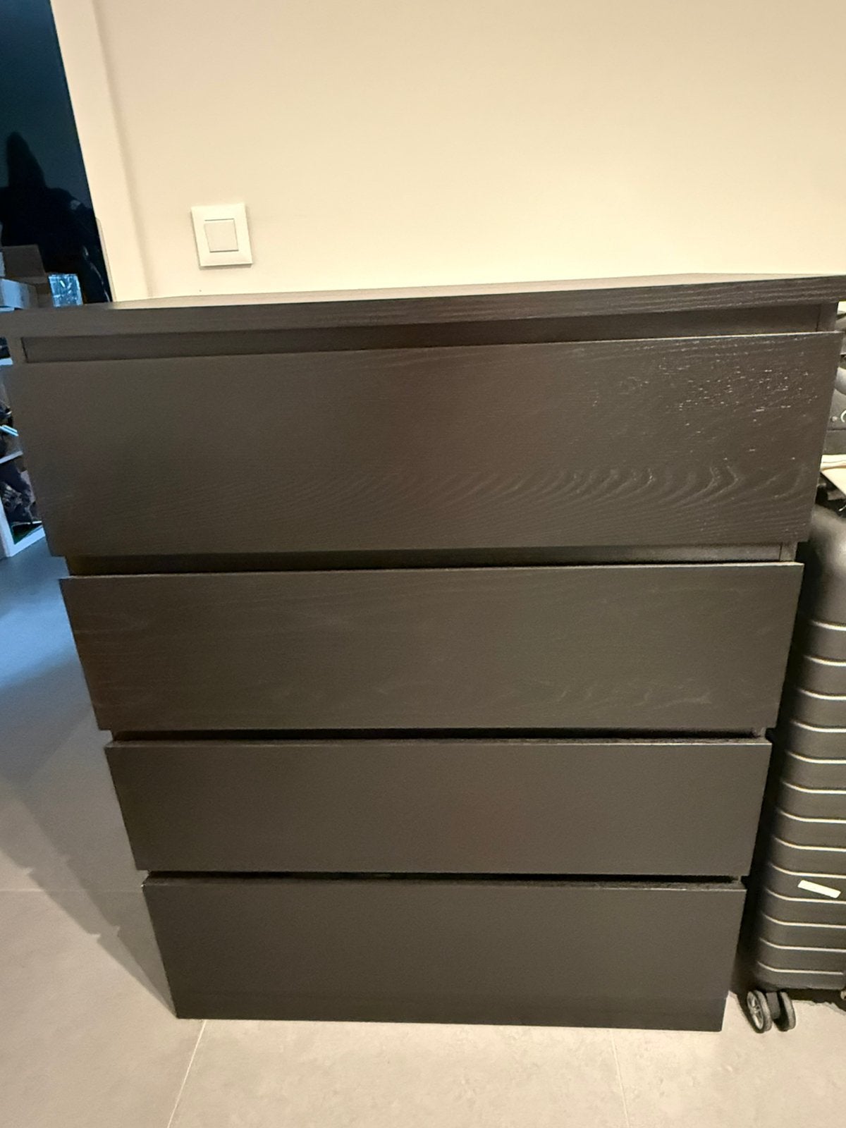 Commode MALM 4 tiroirs noie brun, Maison & Meubles, Armoires | Commodes, Comme neuf, Enlèvement