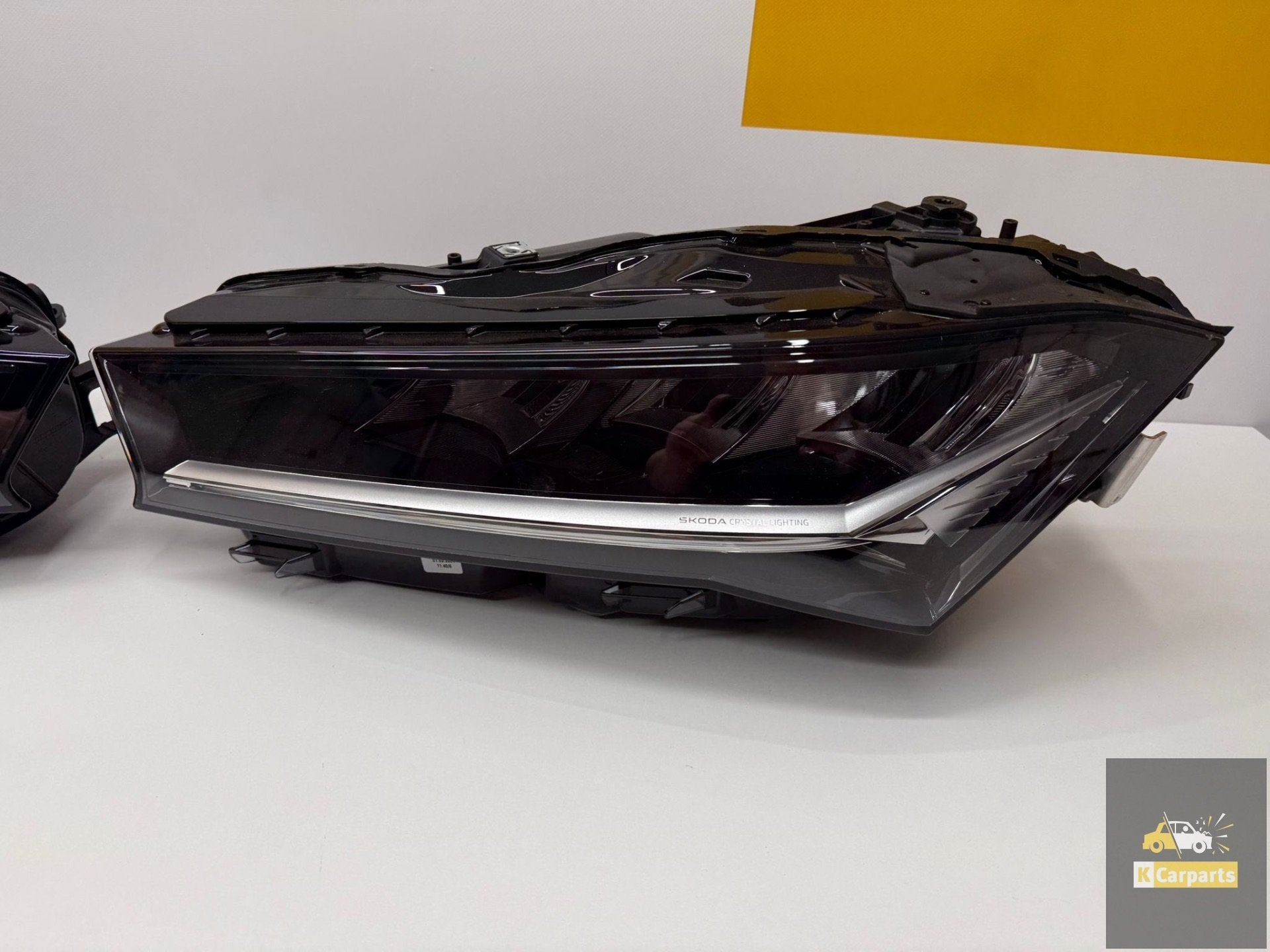 Phare avant gauche complet LED pour Skoda Super B, r f rence, Infoline@skoda-auto.cz, Tr. Vaclava Klementa 869
293 01  Mlada Boleslav, CZ