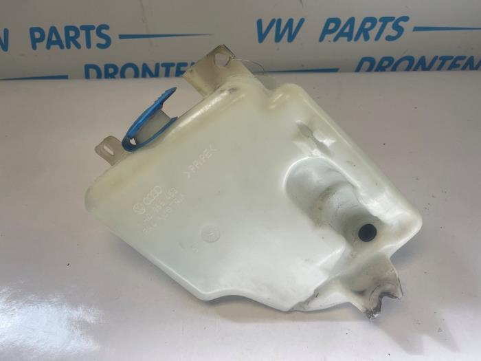 Ruitensproeiertank voor van een Volkswagen Golf, Gebruikt, -, Volkswagen, -