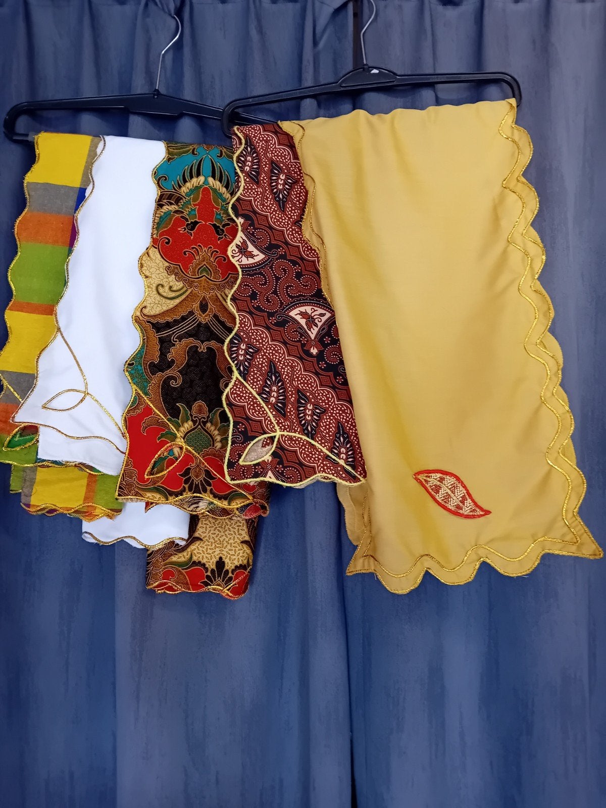 Handgemaakte sjaaltjes 5 stuks, Vêtements | Femmes, Costumes de carnaval & Vêtements de fête, Enlèvement ou Envoi, Comme neuf