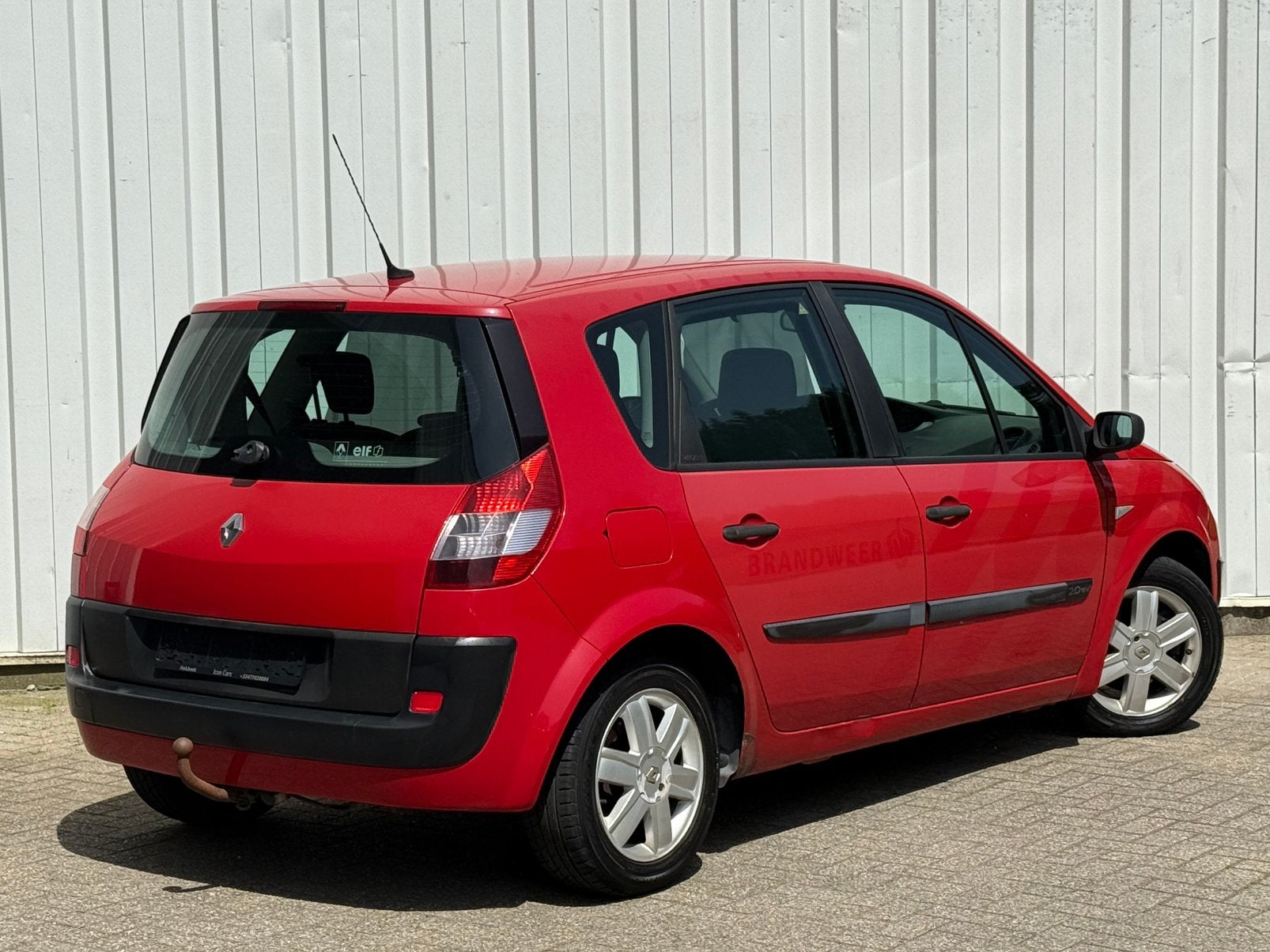 - Renault Megane Senic - 2.0 Benzine - 120.000km Automaat -, Auto's, 1998 cc, 4 cilinders, Bedrijf, 5 zetels