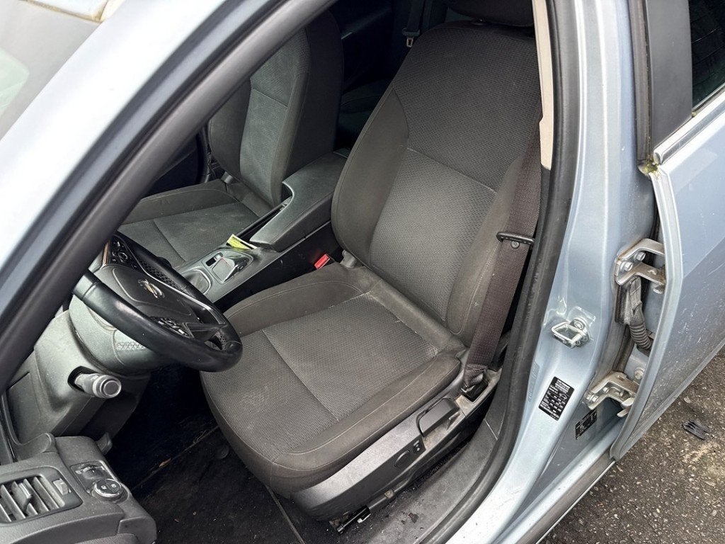 STOEL LINKS VOOR Opel Insignia Sports Tourer, Auto-onderdelen, Gebruikt, Opel, Opel Automobile GmbH, Kontakt-opel@opel.com