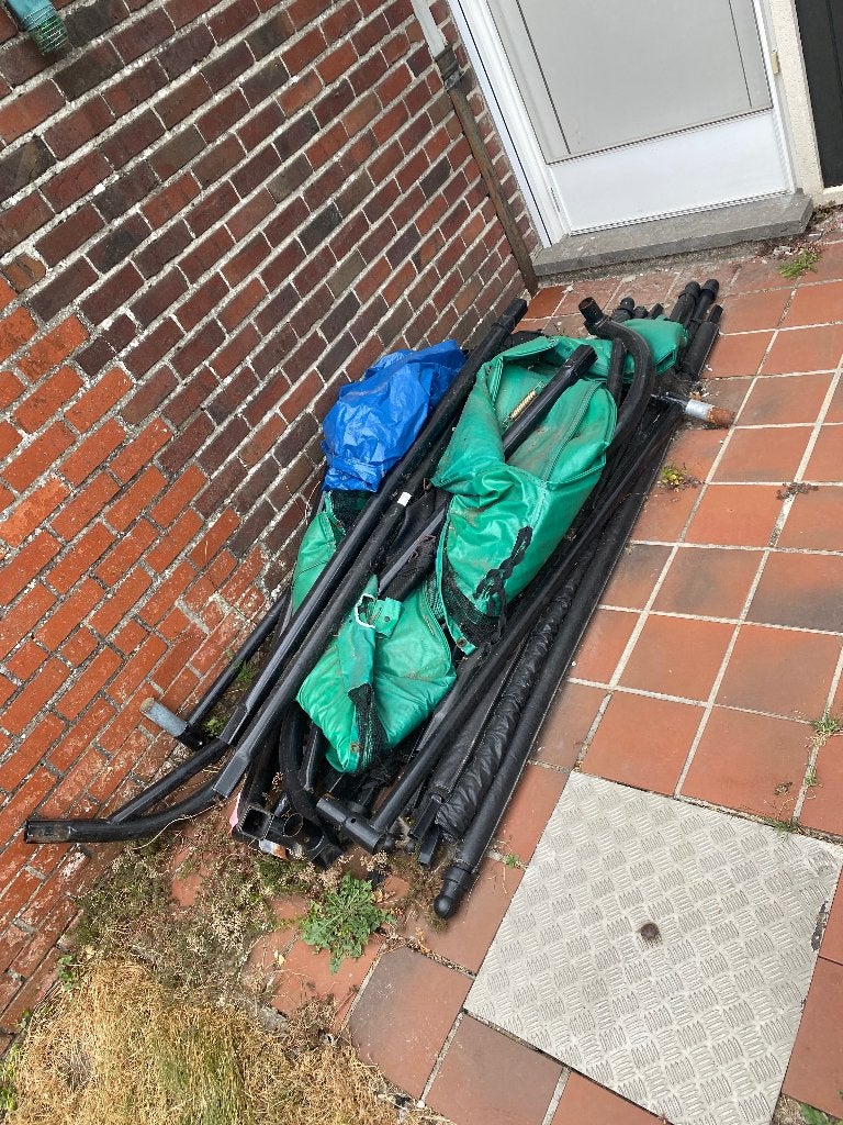 Inbouw trampoline, Enlèvement, Utilisé