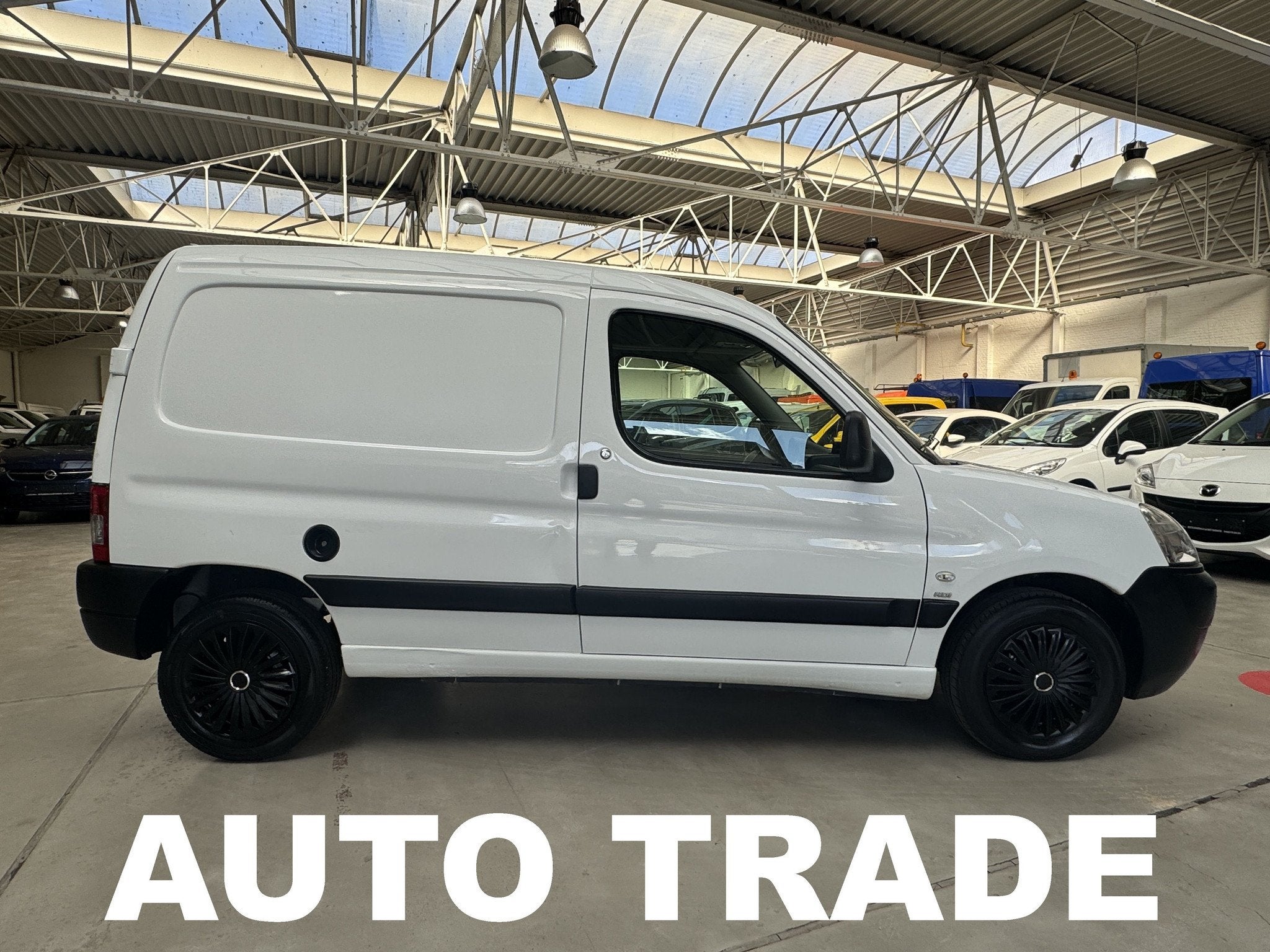 Peugeot Partner 1.6 Diesel | Lichte vracht | 1j Garantie | C, Autos, Camionnettes & Utilitaires, Achat, 2 places, Noir, Diesel