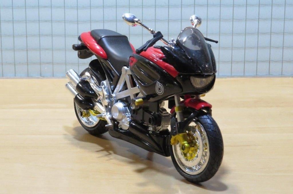 Bimota Mantra 1:12 new ray, Enlèvement ou Envoi, Neuf, 1:9 à 1:12, Moteur