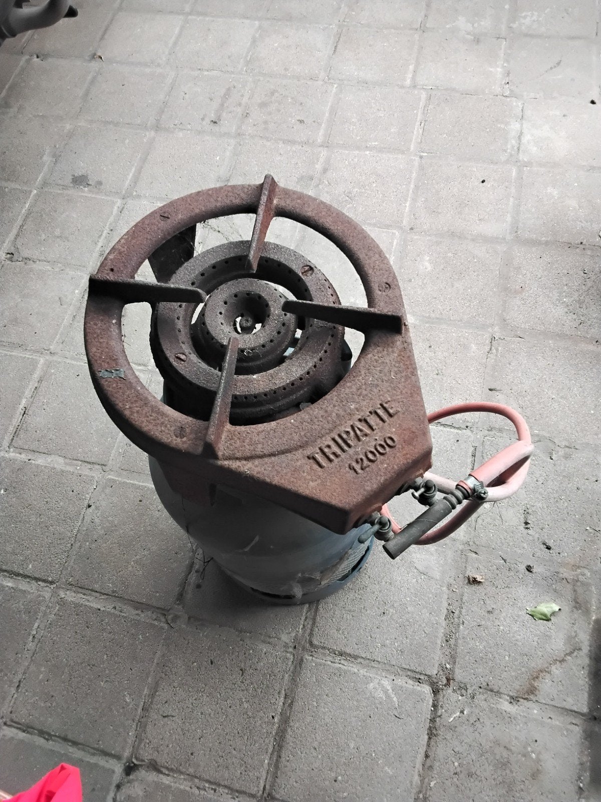 Giet ijzeren brander, Ophalen