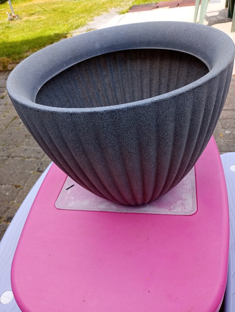Lot grote bloempotten in PVC - 1-10€/stuk, Ophalen of Verzenden, Gebruikt, Kunststof, Balkon