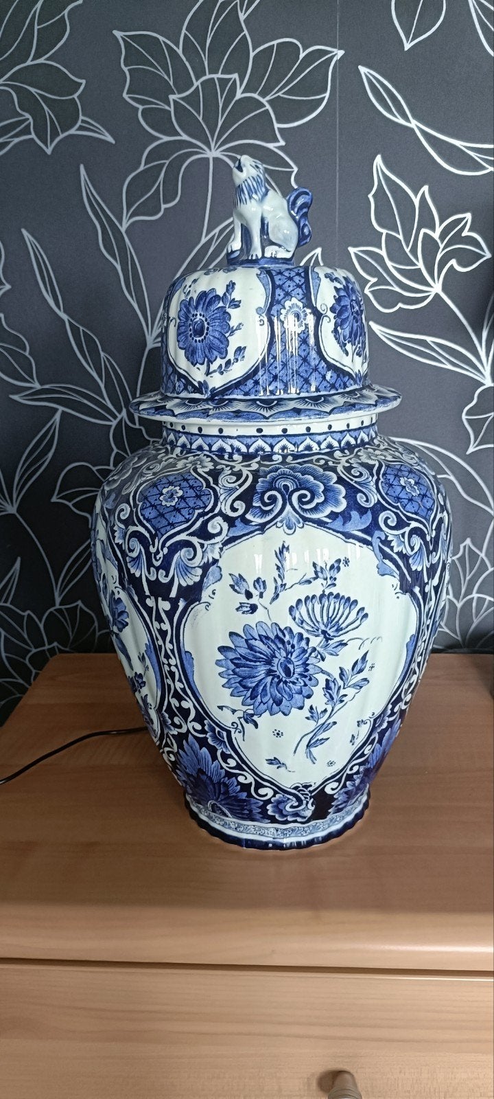 Delftse vaas met sfinx, Antiek en Kunst, Ophalen