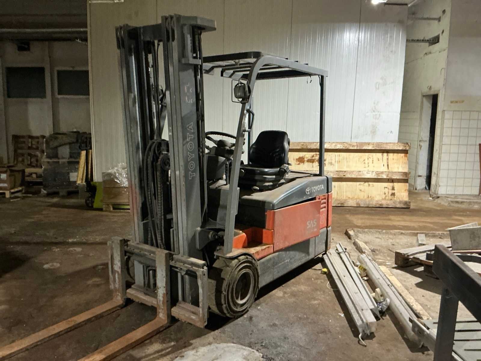 Élévateur Toyota 7FBEF20, Autre propulsion, Chariot élévateur, Toyota