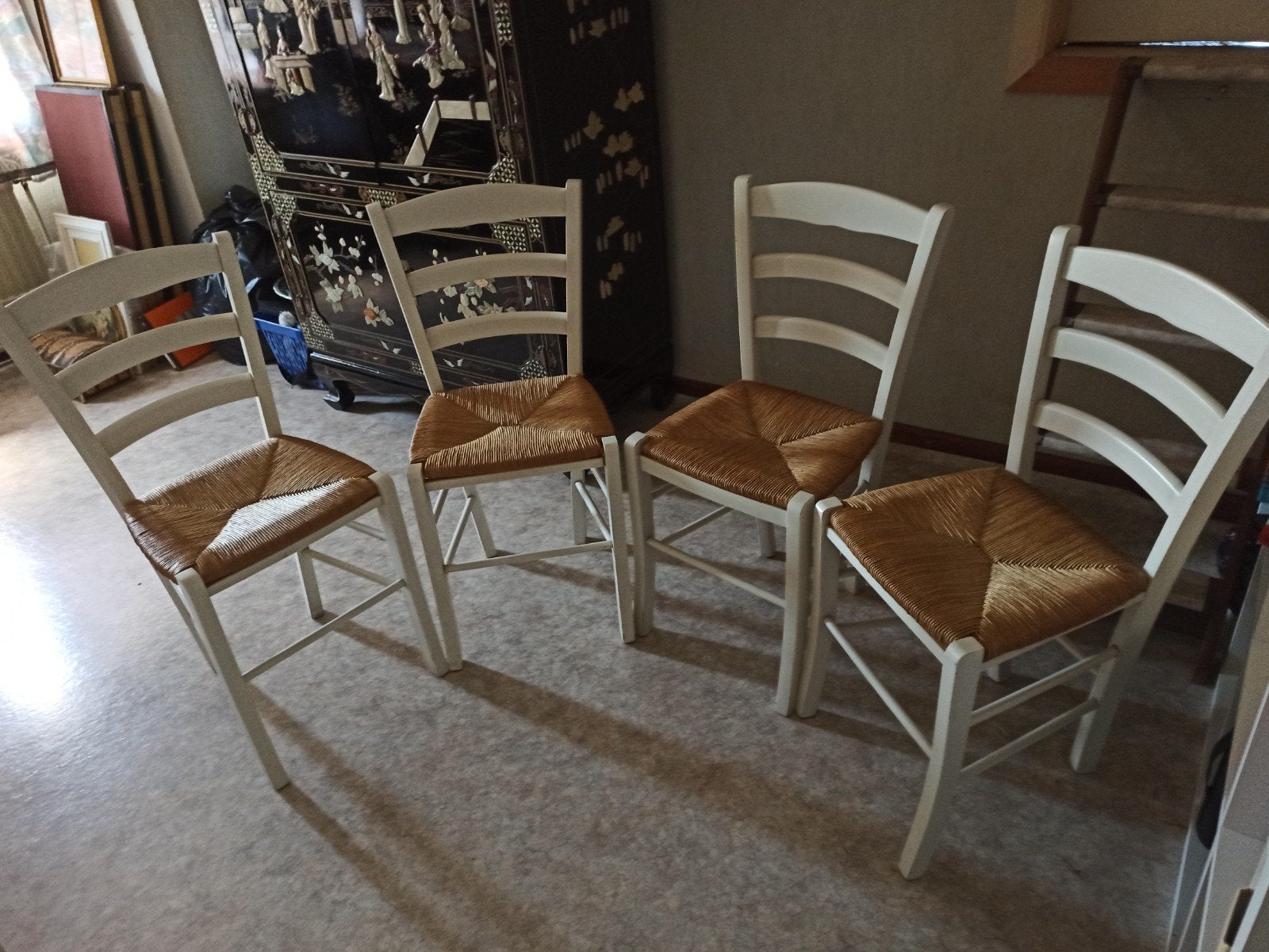 4chaises blanches en bois, Enlèvement, Bois