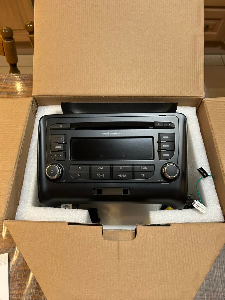 Lecteur CD original Audi ConcertRadio Audi TT 8J (2006-2014), Enlèvement ou Envoi, Comme neuf