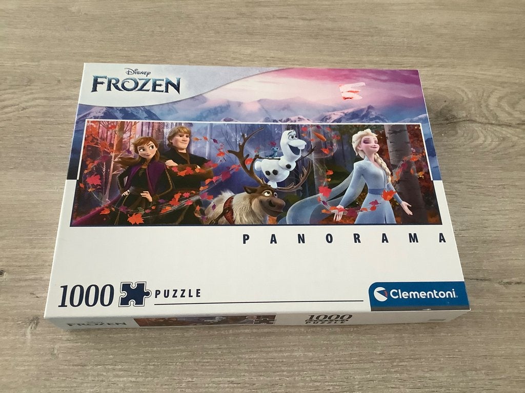 Disney Frozen puzzle (1000 stuks), Hobby en Vrije tijd, Ophalen of Verzenden, 500 t/m 1500 stukjes, Zo goed als nieuw, Legpuzzel