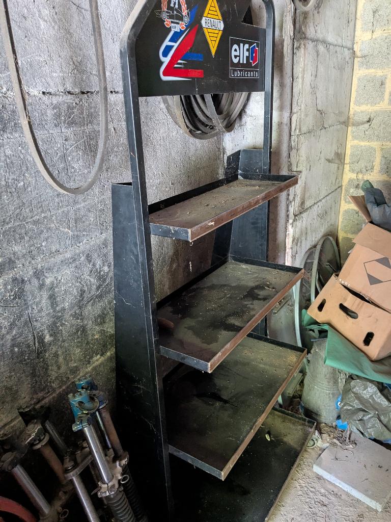 Étagère de garage
