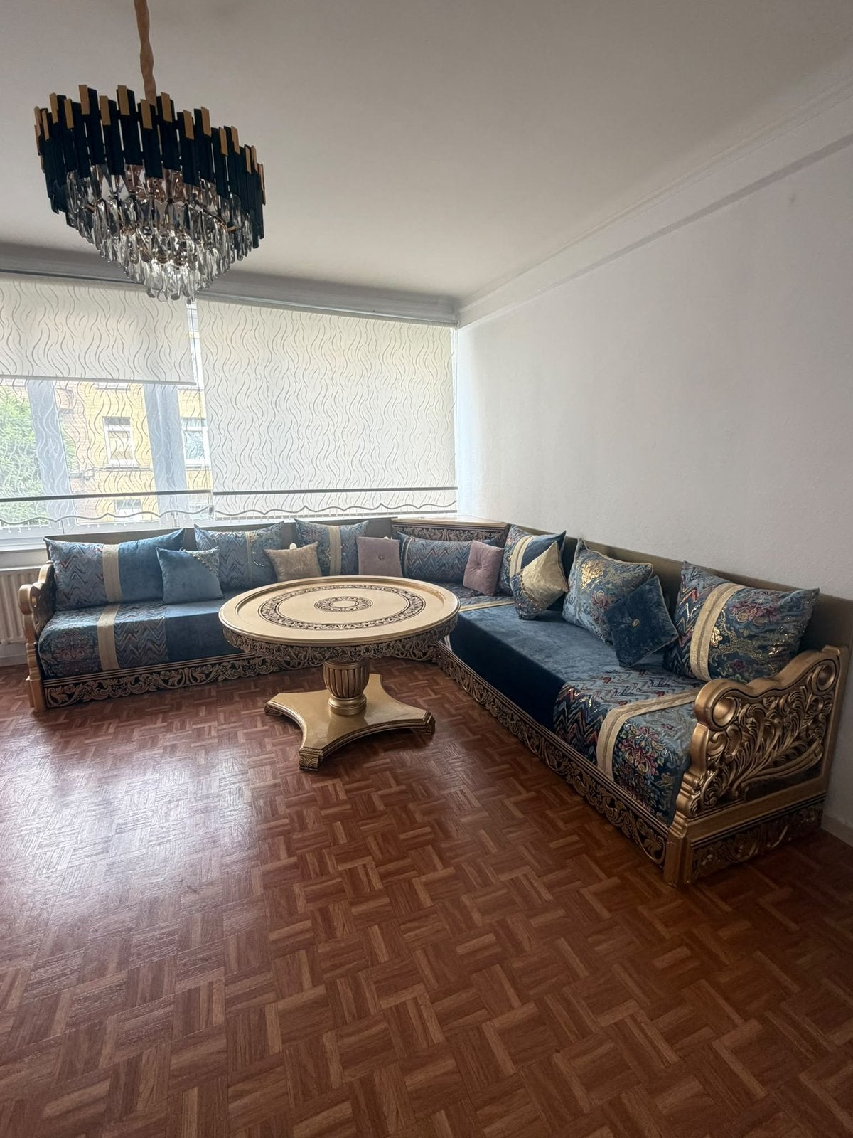 Salon marocain, Ophalen, Zo goed als nieuw