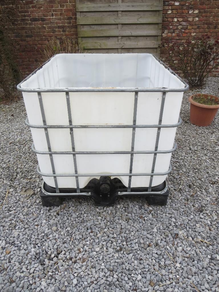 cuve eau ouverte 800 litres, Enlèvement, Utilisé