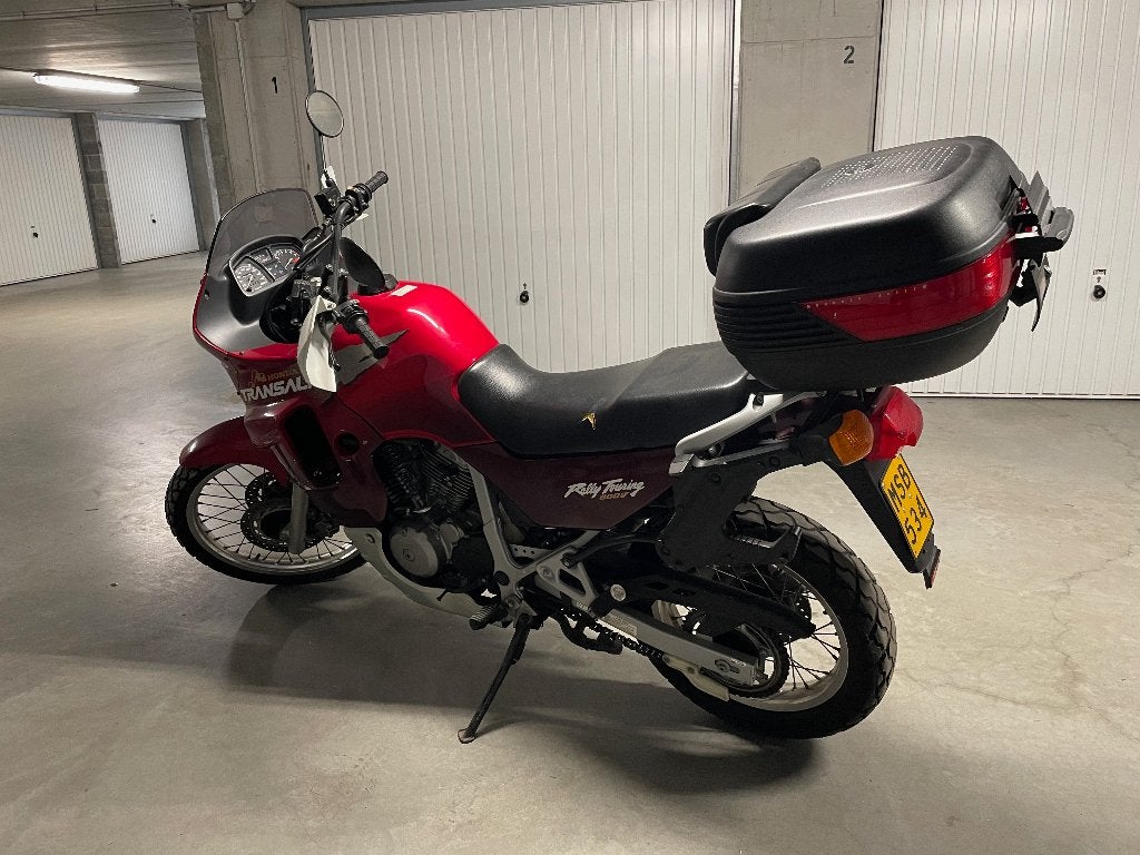 Honda Transalp XL600V PD10 de 1998 – 6 640 kms – 3 valises, Tourisme, Occasion, 2 cylindres, Particulier