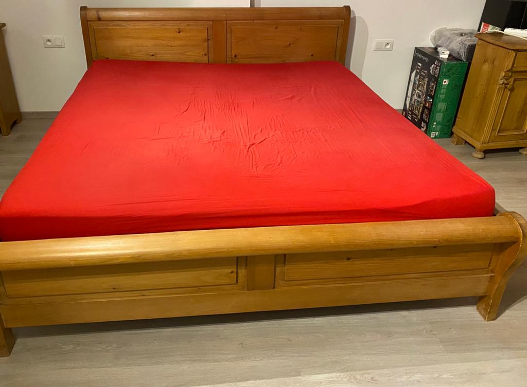 Mooi dennenhouten bed, Ophalen, Zo goed als nieuw