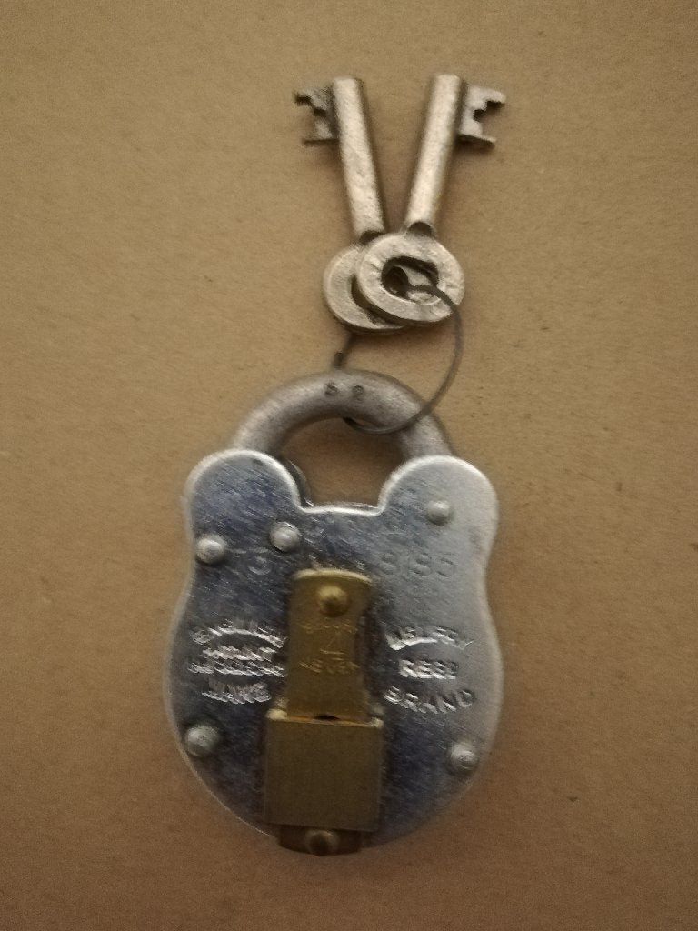 hangslot engels leger, Ophalen