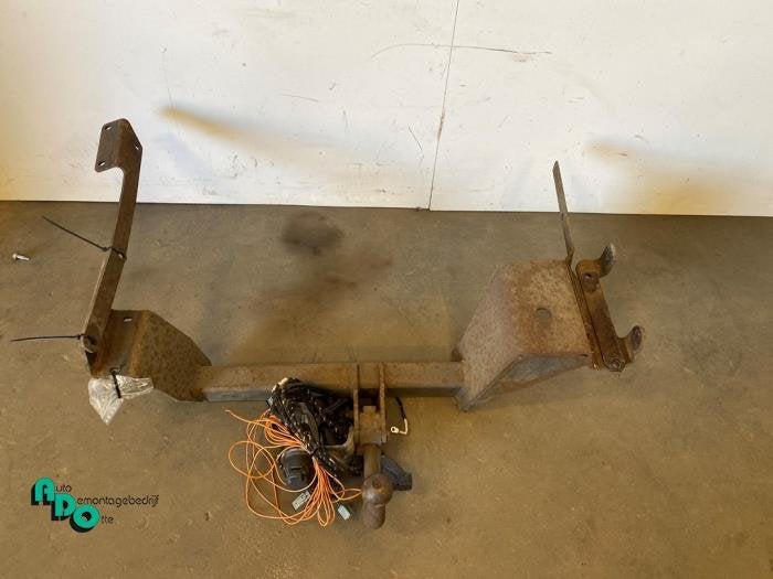Crochet d'attelage d'un Mitsubishi Colt (Colt 04-), -, 3 mois de garantie, Utilisé, Mitsubishi