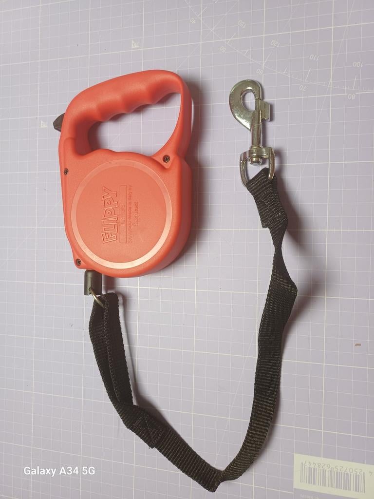 Laisse rétractable chien Ferplast Flippy Large 6,5 m, Animaux & Accessoires, Laisses pour chiens, Enlèvement