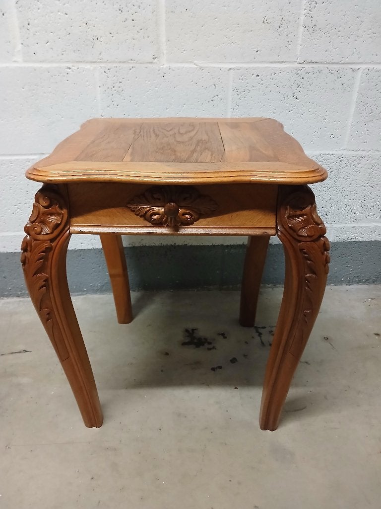 Bijzet tafeltje, Ophalen