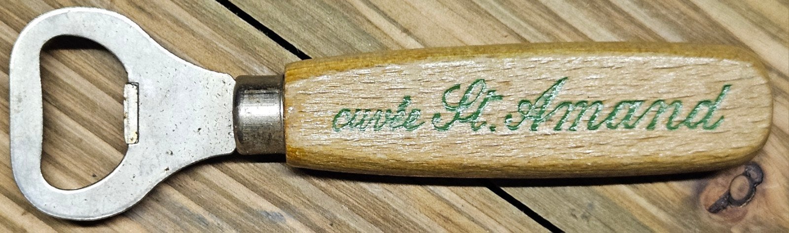 Ouvre-bouteille Bavik Cuvée St. Amanda
Ce bois, Collections, Marques de bière, Enlèvement ou Envoi, Ouvre-bouteille