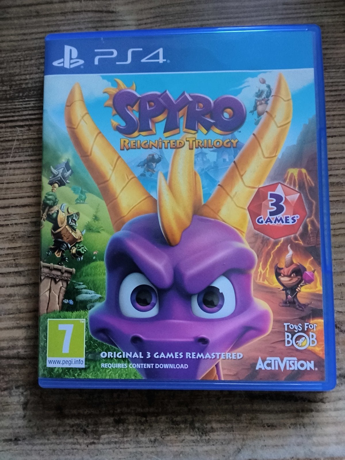 Trilogie Spyro Reignited pour PlayStation 4, Enlèvement ou Envoi, 1 joueur, À partir de 7 ans, Comme neuf