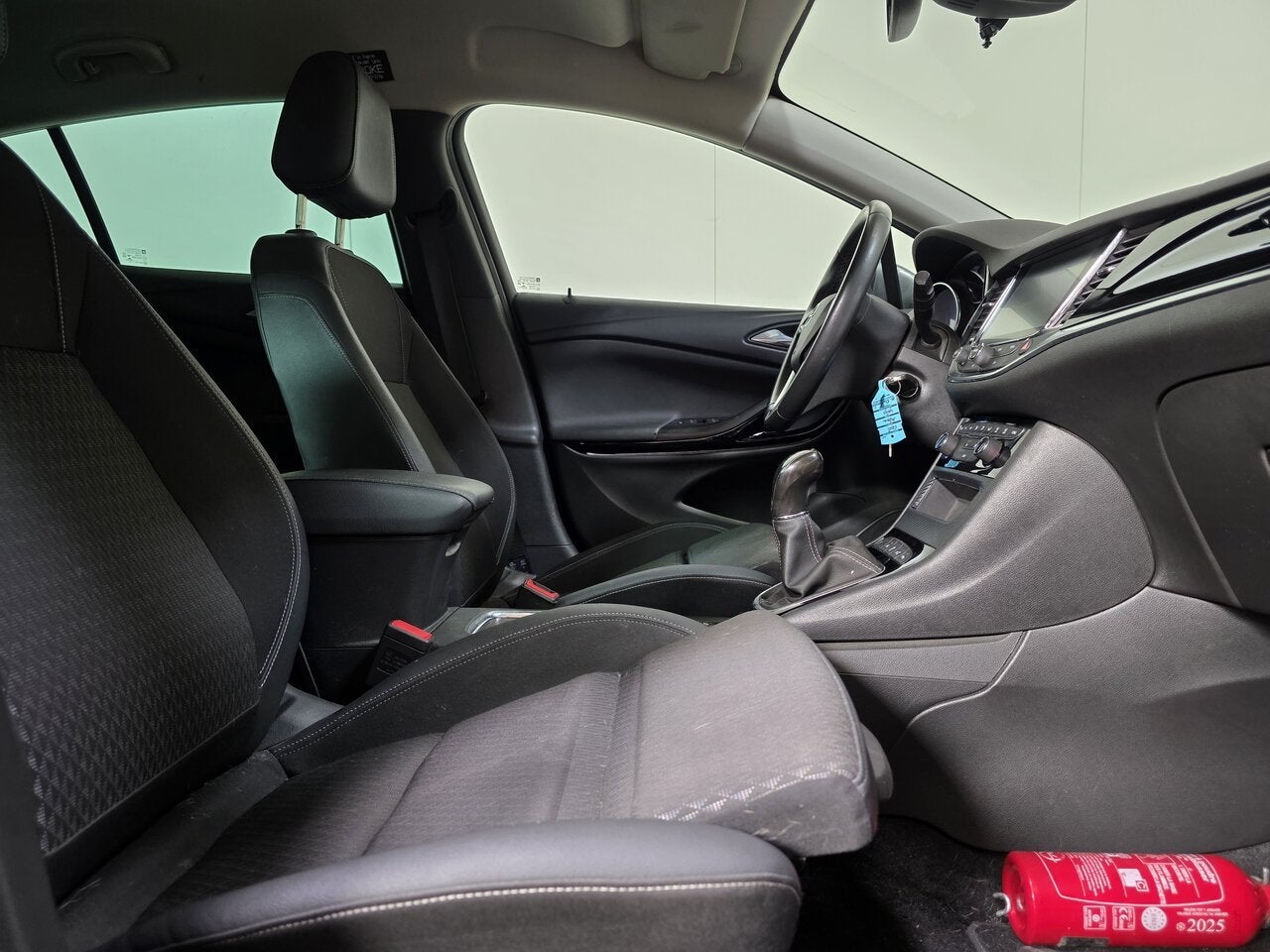 Opel Astra 1.4 Benzine - Airco - GPS - Zeer Goede Staat!, Autos, 0 kg, Argent ou Gris, Achat, Euro 6