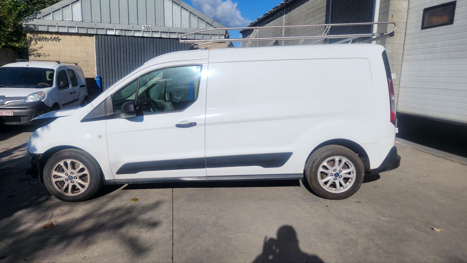 AUTOMAAT️EURO6 2022 98DKM FORD TRANSITCONNECT XL‼️SCHADEWAG, Auto's, Stof, Euro 6, Wit, Bedrijf